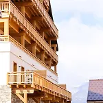 Terresens - Les Fermes Du Mont-blanc 孔布卢